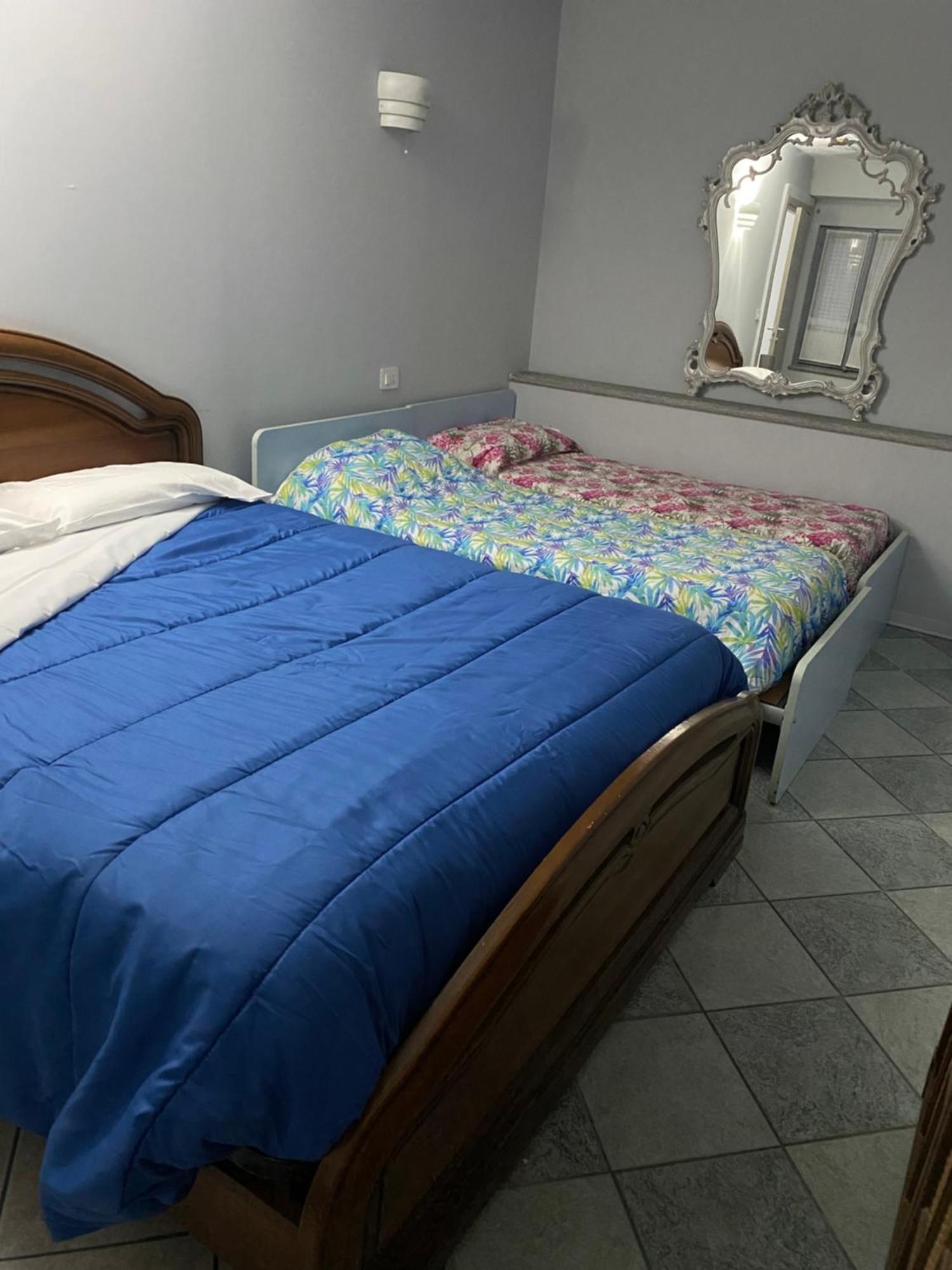 Bed and Breakfast La Casa Di Cate & Adry Envie Esterno foto