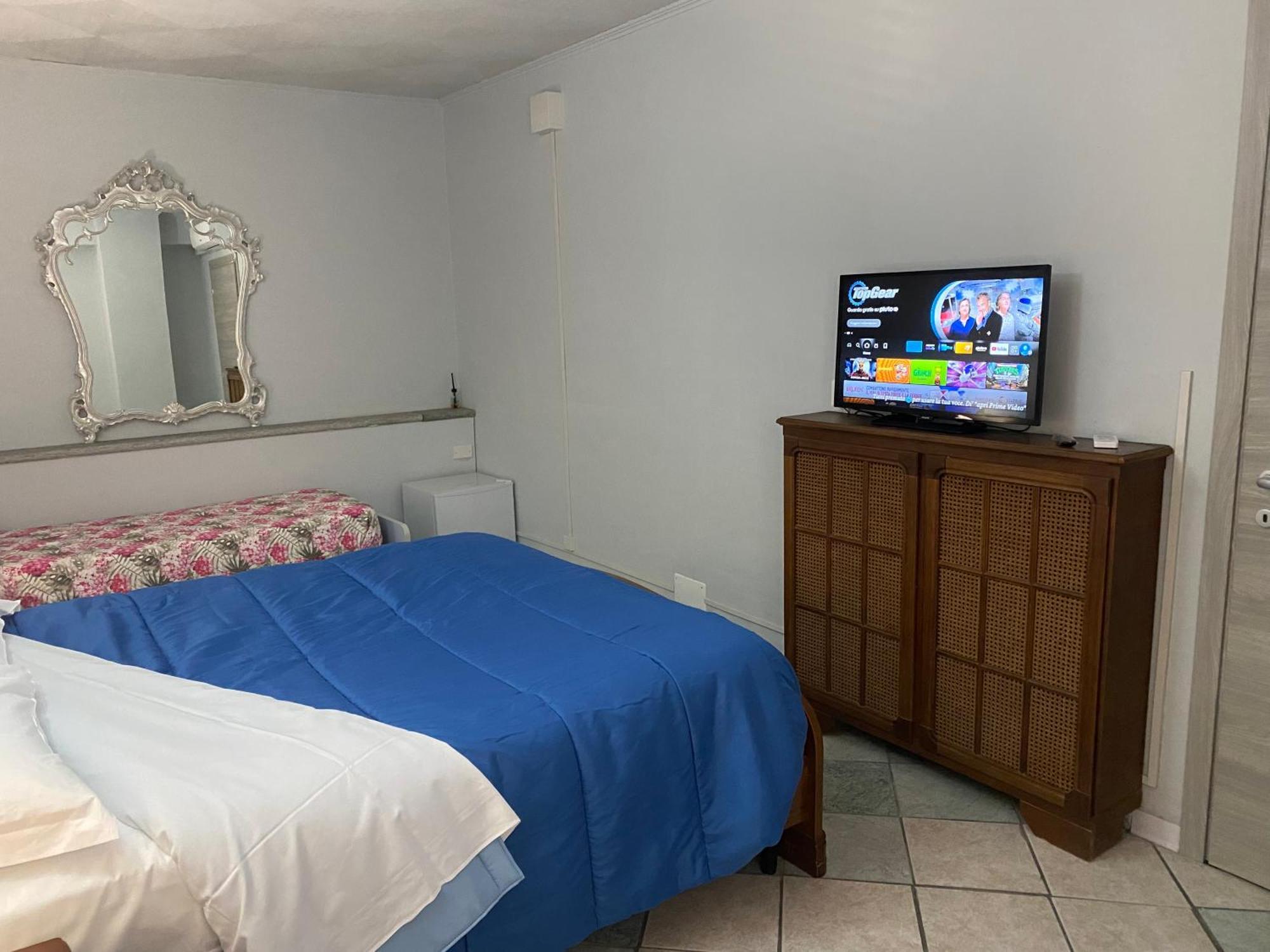 Bed and Breakfast La Casa Di Cate & Adry Envie Esterno foto