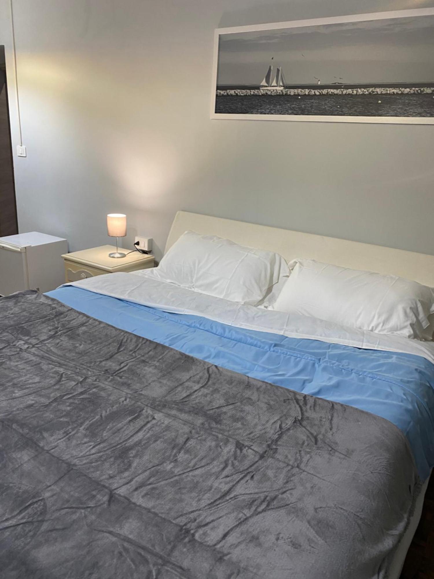 Bed and Breakfast La Casa Di Cate & Adry Envie Esterno foto