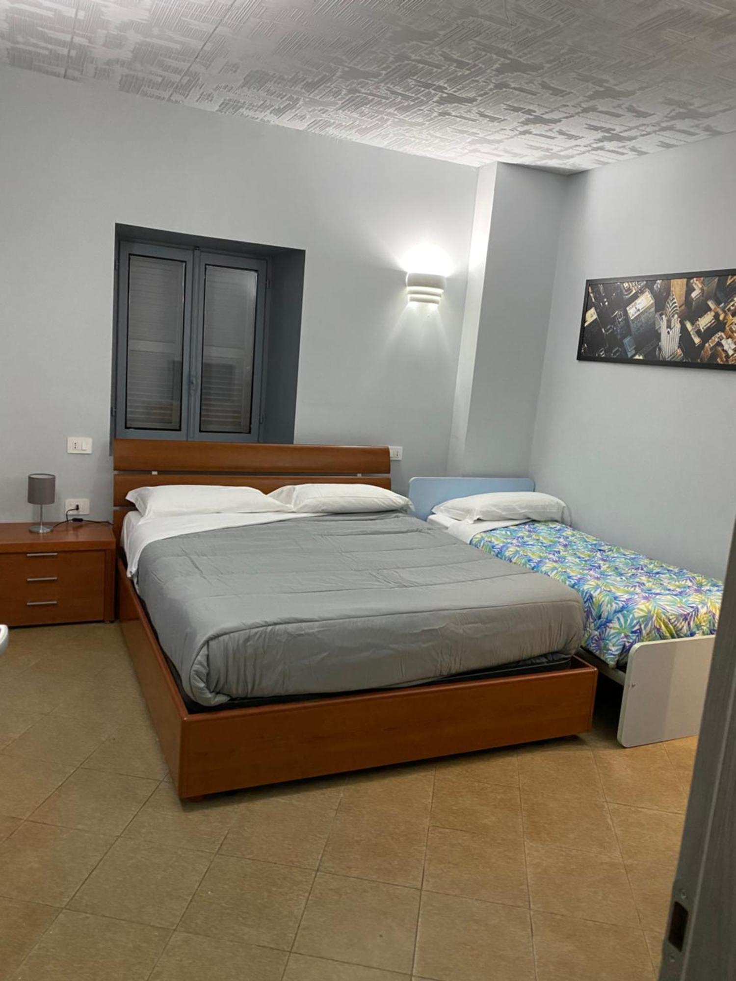 Bed and Breakfast La Casa Di Cate & Adry Envie Esterno foto