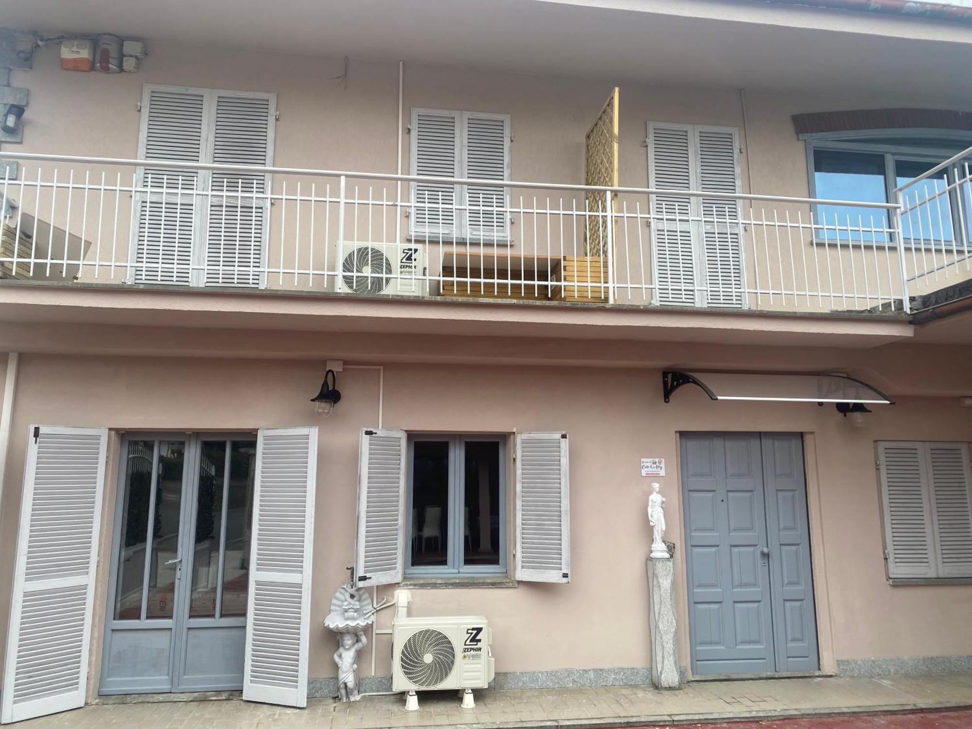 Bed and Breakfast La Casa Di Cate & Adry Envie Esterno foto
