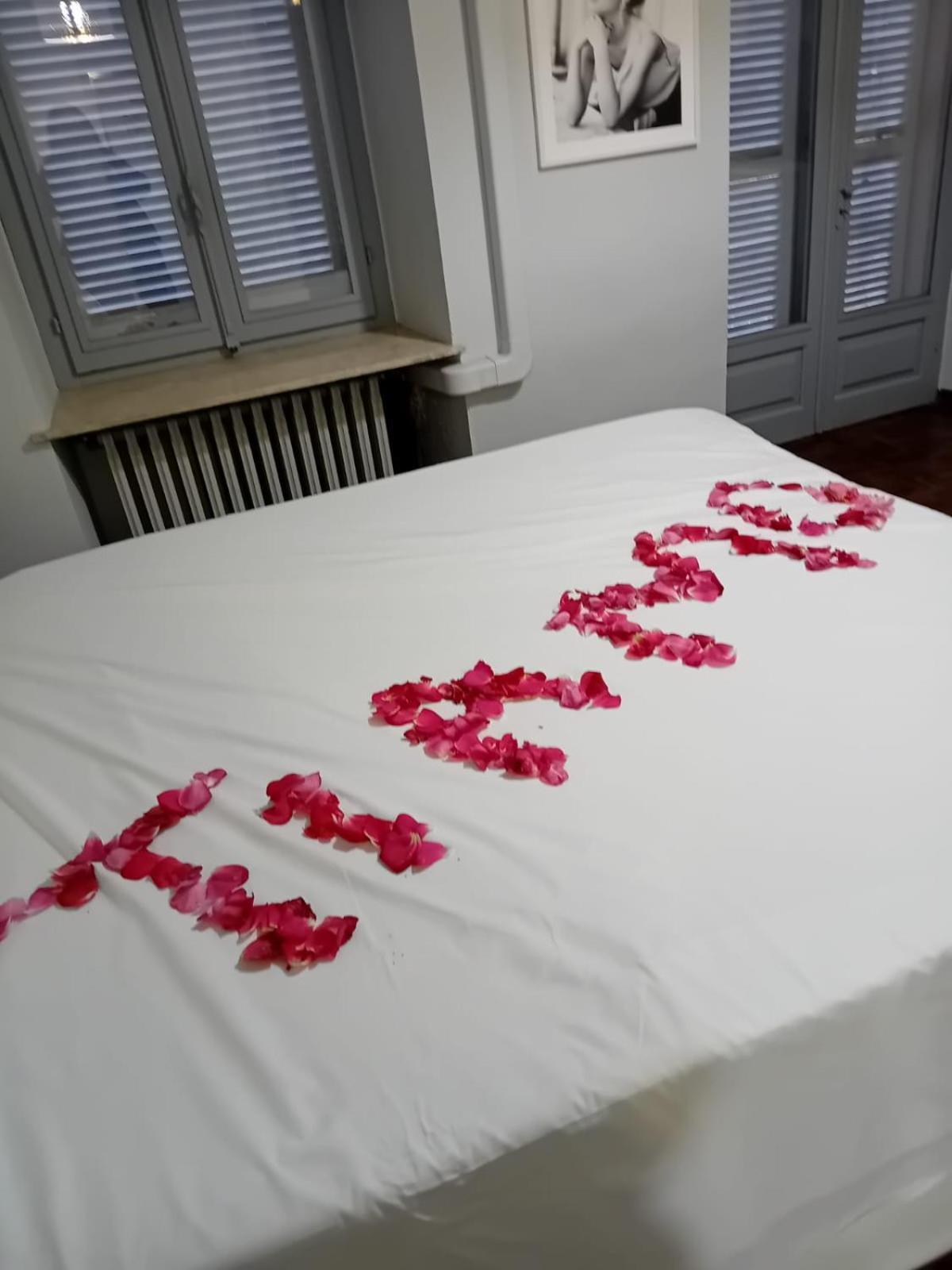 Bed and Breakfast La Casa Di Cate & Adry Envie Esterno foto